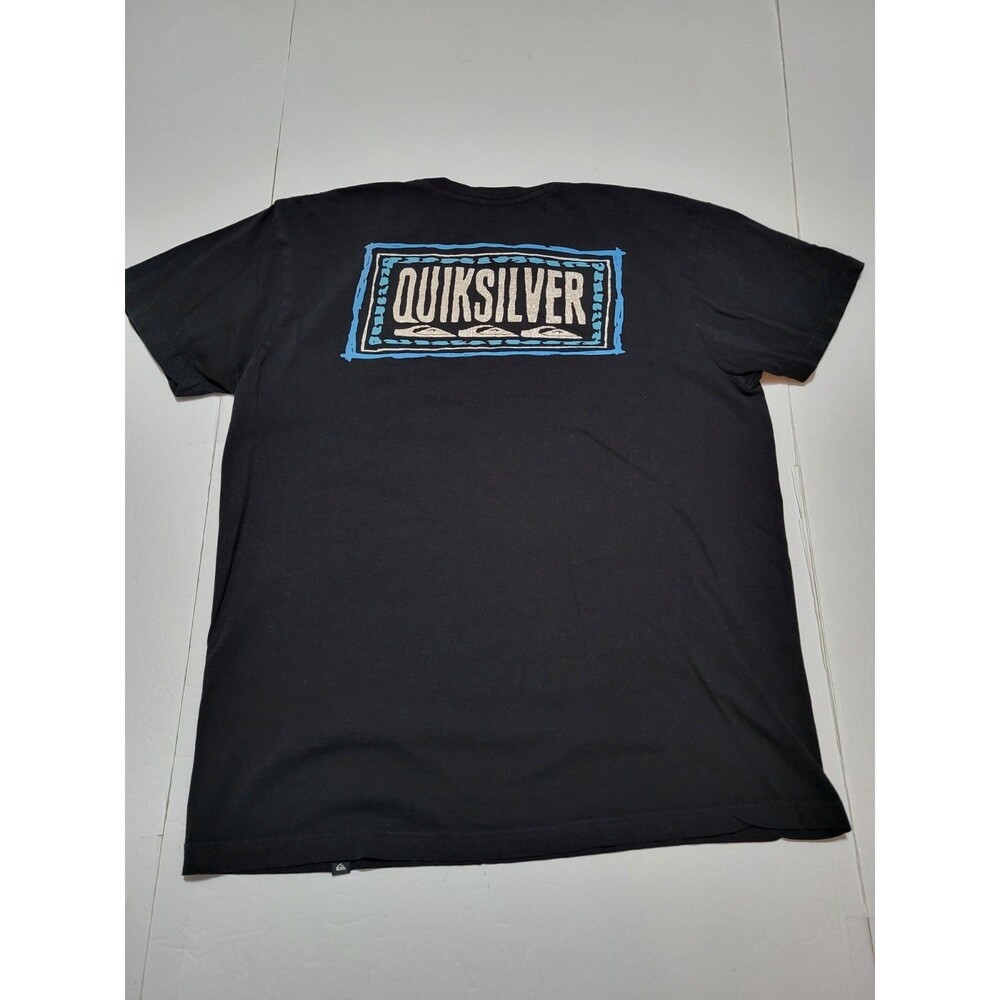 (#L6) Quiksilver Originals Collection Men's Large Black Short Sleeve T-Shirt.